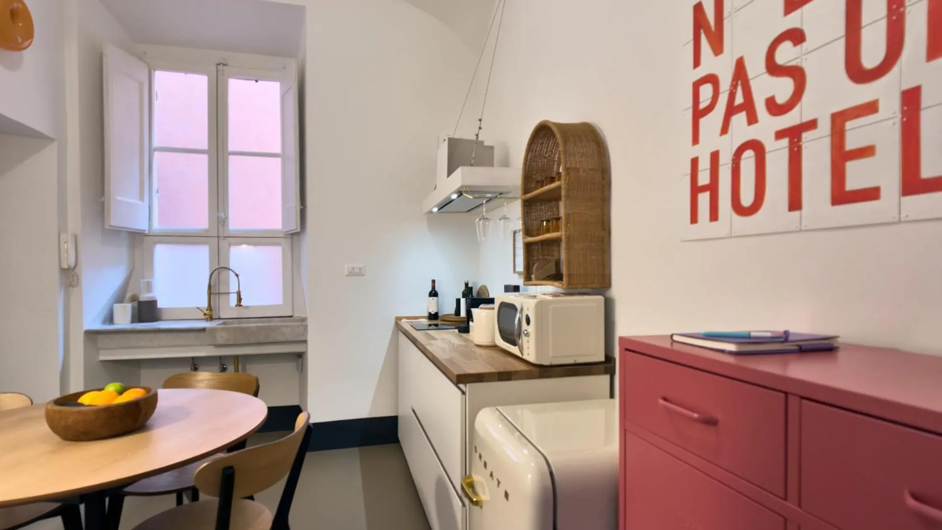 La Casa Al Colosseo Rome Apartment