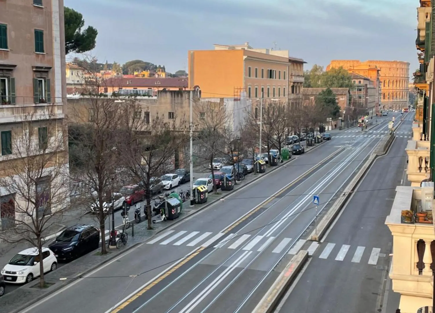 La Casa Al Colosseo Roma 0*,